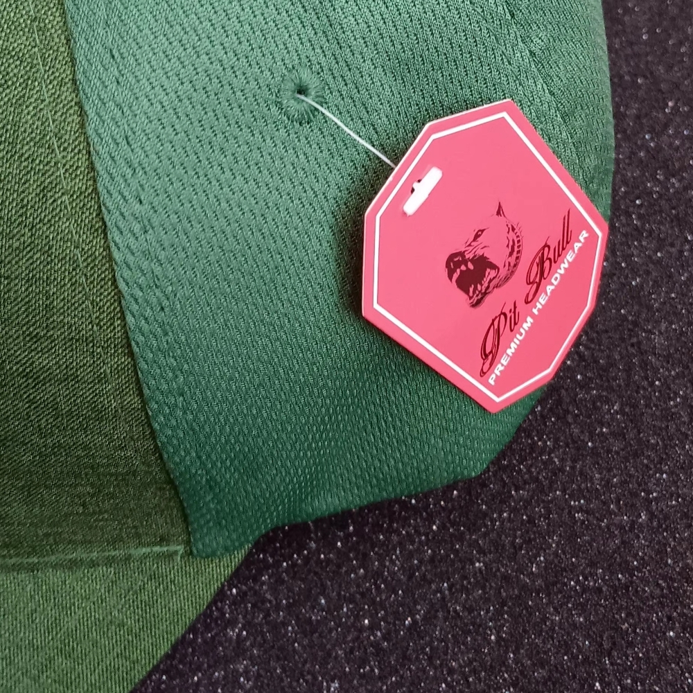 Hat/Cap - Picture 2 of 4